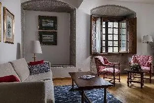 Hotel De 4*