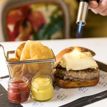 De 4* بونتيفيذرا